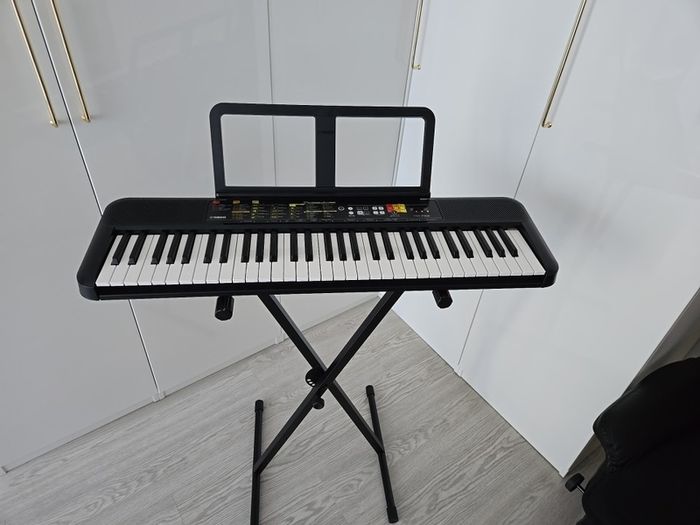 Yamaha keyboard psr-f52