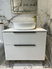 Ex Display Galsaky Gloss White 800 Wall hung vanity unit