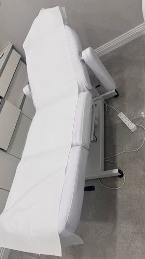 Electric bed ,beauty bed, electric esthetician chair