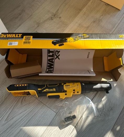 DeWALT 18V XR Cordless Brushless Sealed Head Ratchet Wrench 3/8 & 1/2 Inch Anvil PowerStack Battery And Multi Voltage Fast Charger.