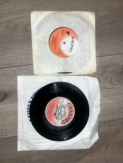 Records / Vinyls