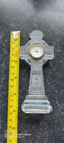 Irish Galway crystal glass cross with clock,,,good condition ,see pictures,,,clock needs a battery,buyer collects or pays postage ,thank you,,take as is,