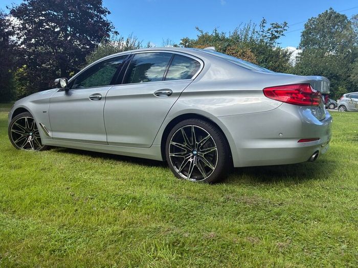BMW 523i Luxury Line. Open to Offers