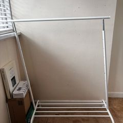 clothes rail