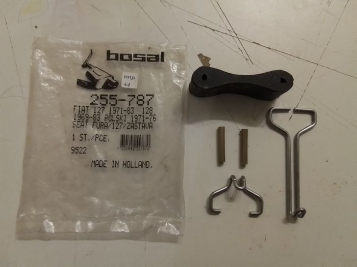 Fiat 127 / 128 Bosal Exhaust Bracket.