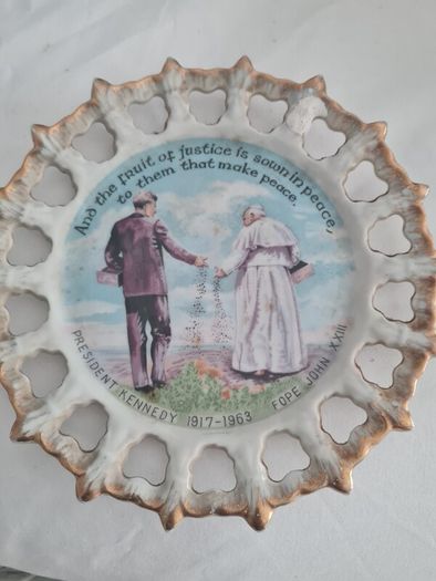 ceramic commemorative wall plate