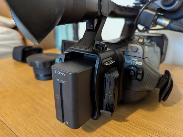 Sony HVR-V1P 1080i/1080p, 50i/25p PAL Cinema Style