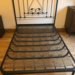 Unique Designed One Only Black Metal Double Bed