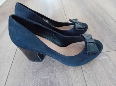 Heels Size4