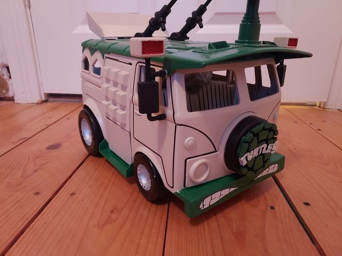 TMNT Custom Party Wagon