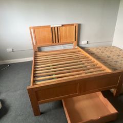 duble bed