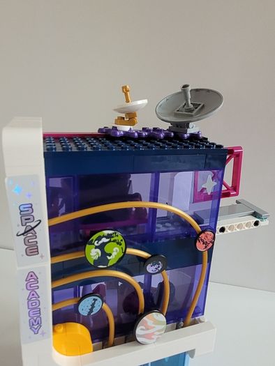LEGO Friends 41713 Olivias Space Academy