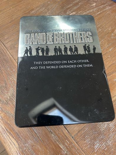 Band Of Brothers: Complete Series (Limited Edition Commemorative 6-Disc In Tin Box)