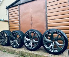 Audi r20 RSQ8 Style alloys 5x112