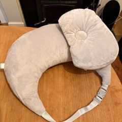feeding pillow