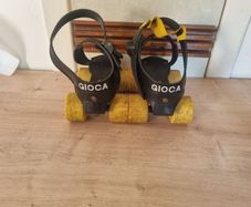 Vintage 1980s roller skates, adjustable