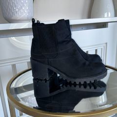 Ladies Black Block Heeled Faux Suede Ankle Boots from River Island. Size UK 6 / EU 39