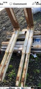 Forklift attachment with side shift