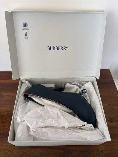 Burberry Navy Leather Baby Zip Heels Size 8