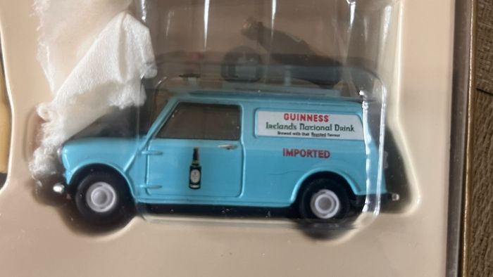 Guinness Bedford Van & Mini Van