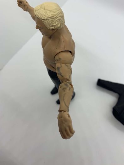wwe elite Fan Central Bobby The Brain Hennan action figure