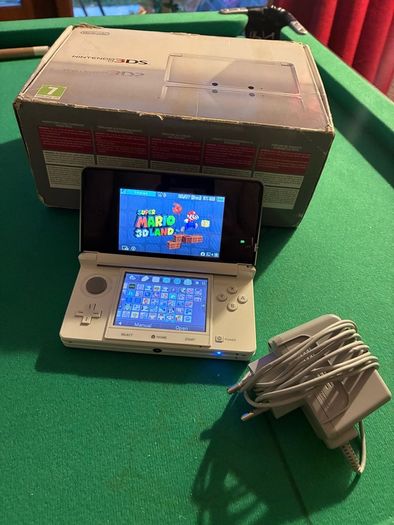 Nintendo 3DS White Modded