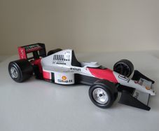 Vintage Bburago 1/24 McLaren-Honda MP4/6 - Ayrton Senna #1 - Made in Italy