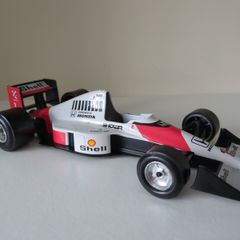 Vintage Bburago 1/24 McLaren-Honda MP4/6 - Ayrton Senna #1 - Made in Italy