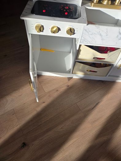Toy Kitchen