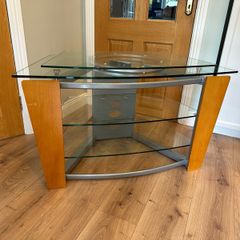 Glass TV table / stand