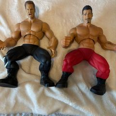 Eddie Guerrero & Chris Benoit giant figures