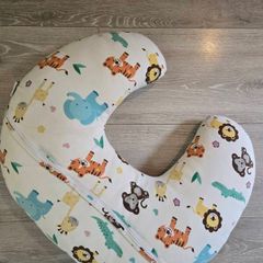 Baby feeding pillow for breastfeeding