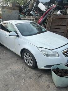 Vauxhall insignia for parts