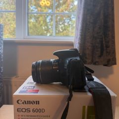 Canon EOS 600D & Tamron Lens & Accessories