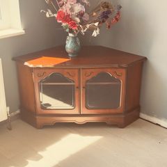 TV Corner Unit - Rossmore