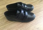 Boys kickers black shoes