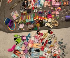 Rainbow high accessories and few dolls