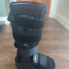 orthopaedic boot