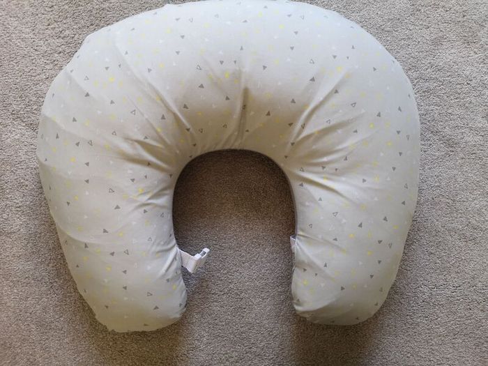 Clevamama Baby feeding pillow