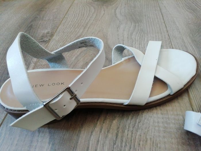 New Look white sandals size 8 as new