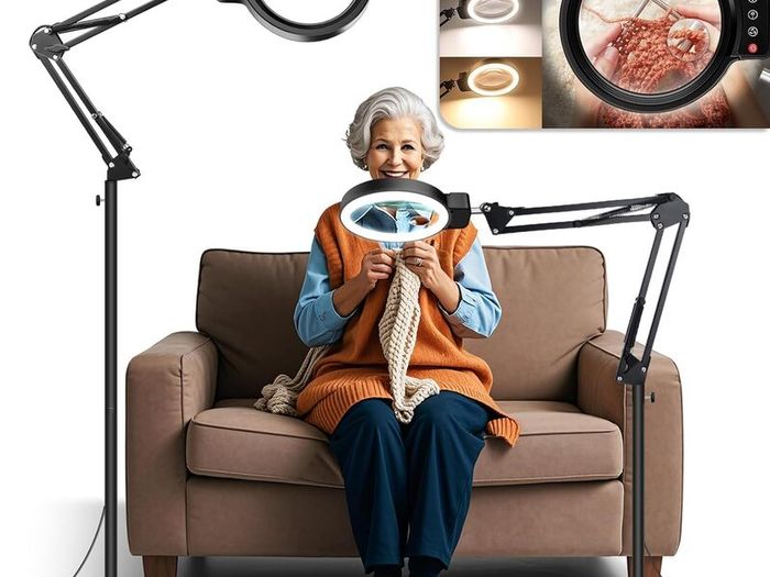 Magnifying Glass 10X Desk Lamp with Light