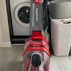 Carpet cleaner