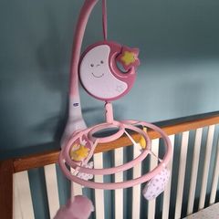 Crib mobile