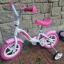 Girls bike & scooter Image 2