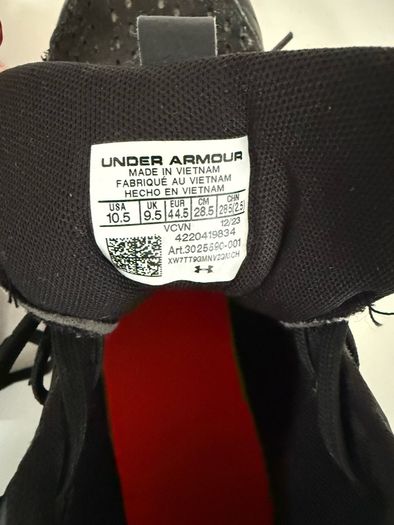 baseball shoes