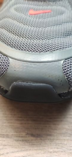 Nike Air Max 720 Size UK 10.5