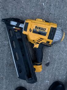 DeWalt DCN692 18V XR Brushless 2-Speed First Fix Framing Nailer