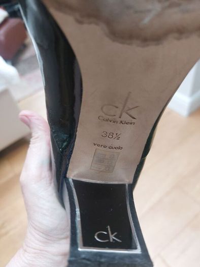 Calvin Kleine patent high