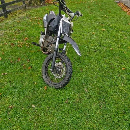 Stomp 110 Juicebox pit bike