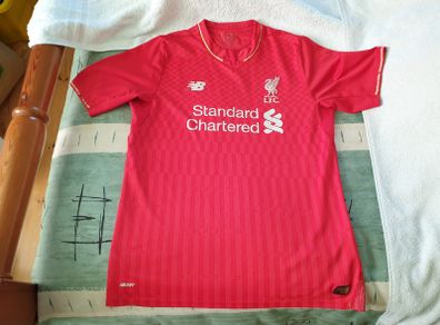 Liverpool Football Club Home Jersey 2015 to 2016 Childrens Extra Large New Balance YXL